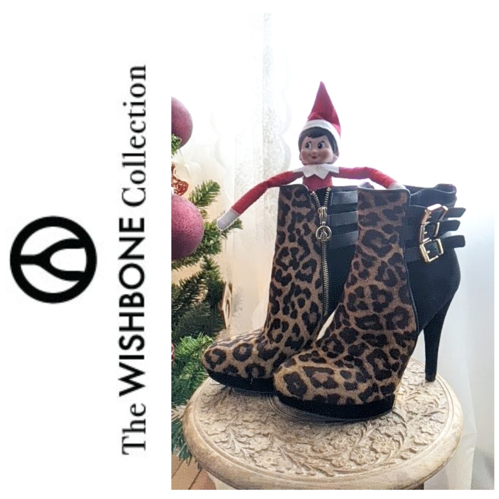 The Wishbone Collection Leopard booties size 8
